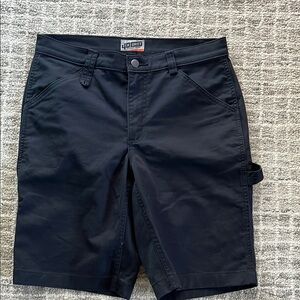 Duluth Trading 40 Grit black utility shorts, Bermuda, size 8 women’s